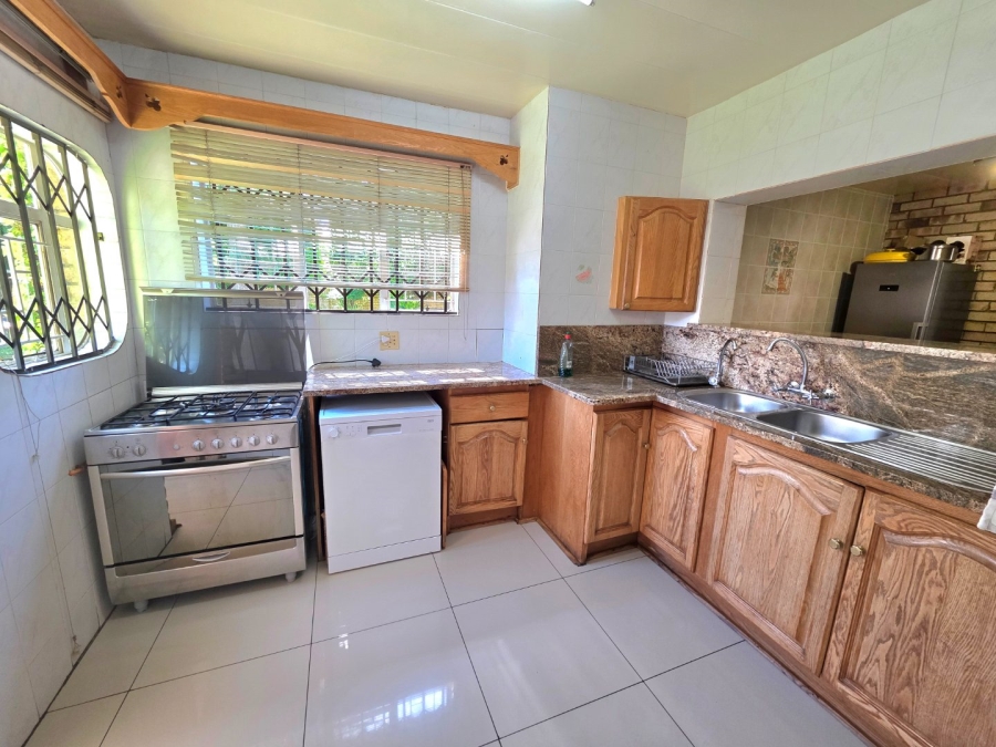 5 Bedroom Property for Sale in La Provance Free State